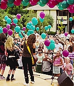SRF-ICNBYW856.jpg