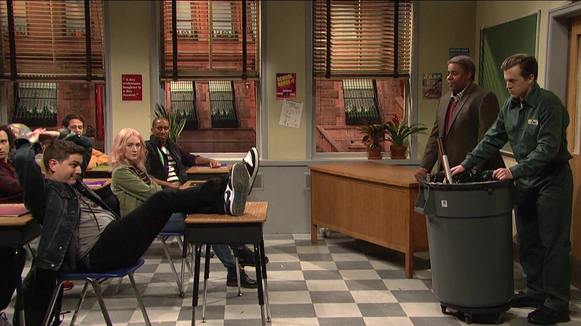 SRF-SNL233.jpg SRF-SNL233.jpg